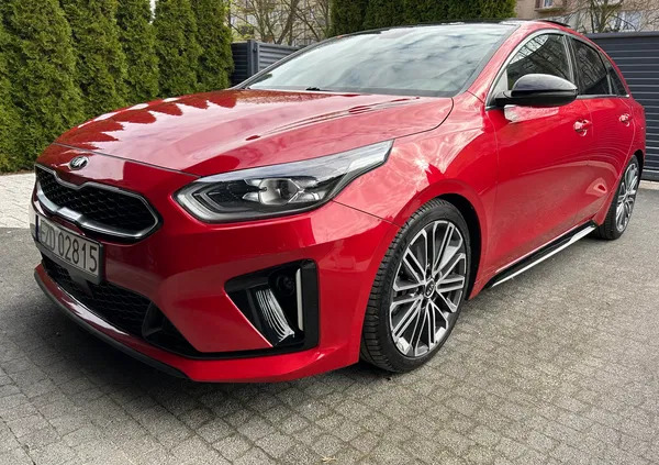 kia pro_cee'd łódzkie Kia Pro_cee'd cena 88900 przebieg: 125000, rok produkcji 2020 z Sierpc